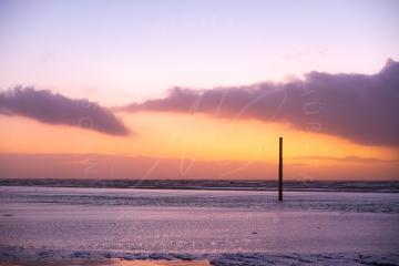 2023-01-30-SPO-Strand-Wind-Sturm-Wellen-Sonnenuntergang-253-